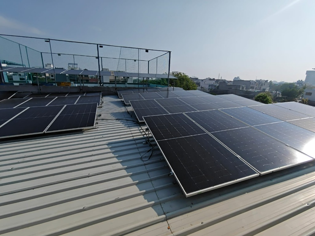 Rooftop solar panel installation by Doon Energy Solutions